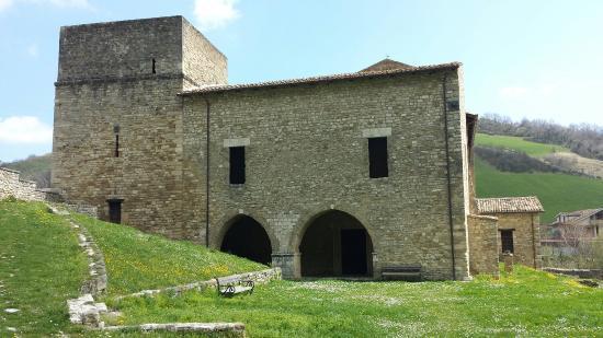 abbazia-di-san-bartolomeo
